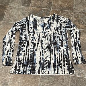 Monochrome Abstract Long Sleeve Top